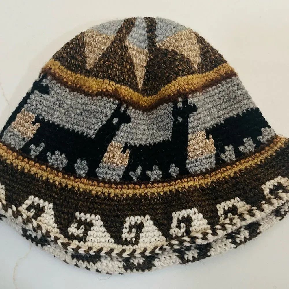 Handmade Crochet Roll Up Llama Pattern Alpaca Hat